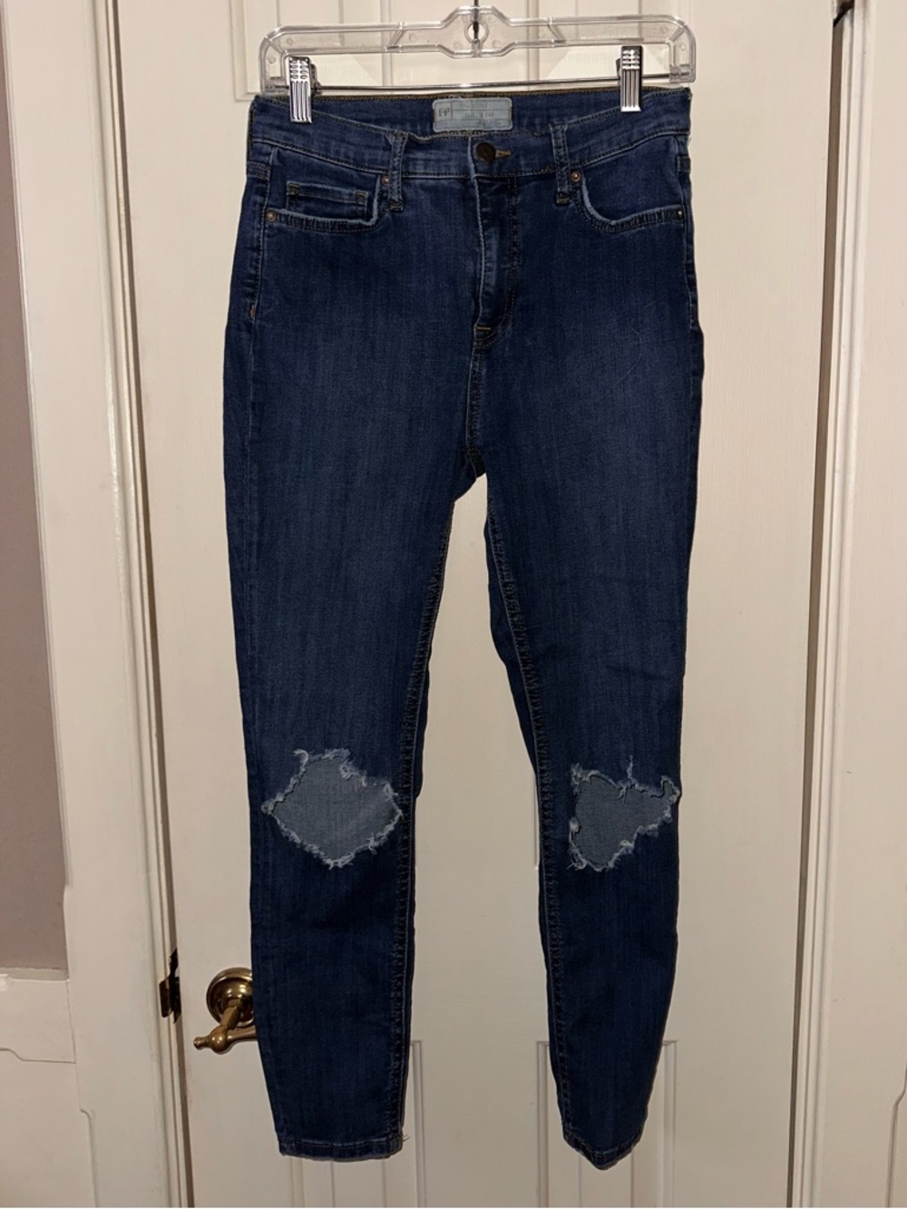 Free People Women's Distressed Dark Blue Skinny Jeans